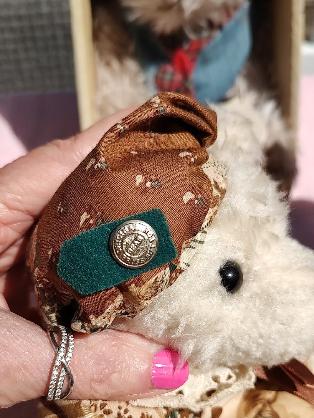 Brass Button Bears - Picture 4 of 7